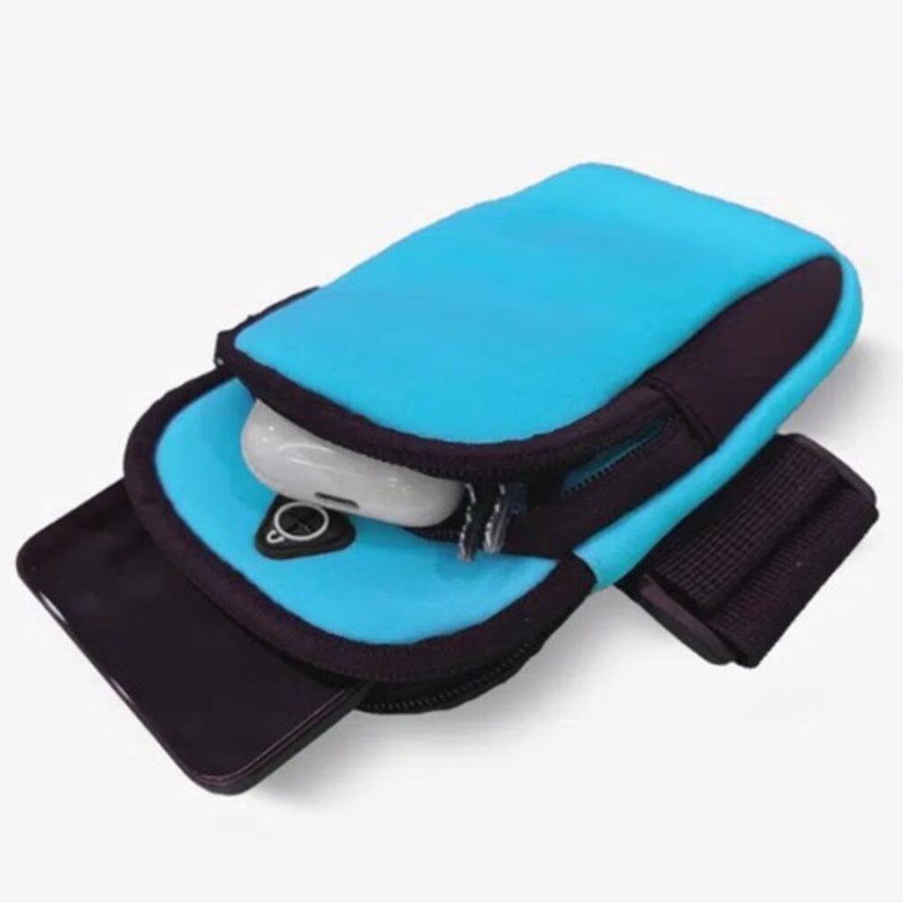 Women's Blue Sports Athletic Arm Band Cell Phone Carrying Case - Picture 2 of 4